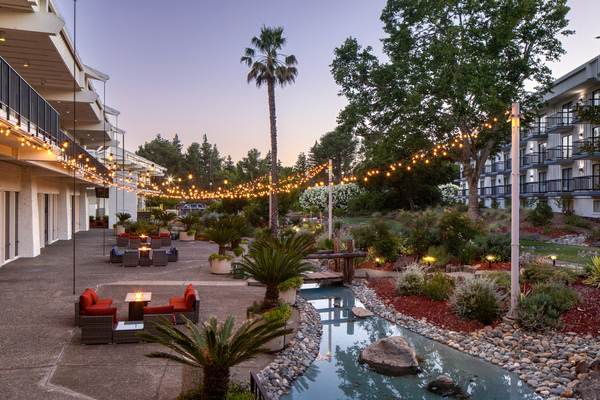 DoubleTree by Hilton Hotel Sacramento