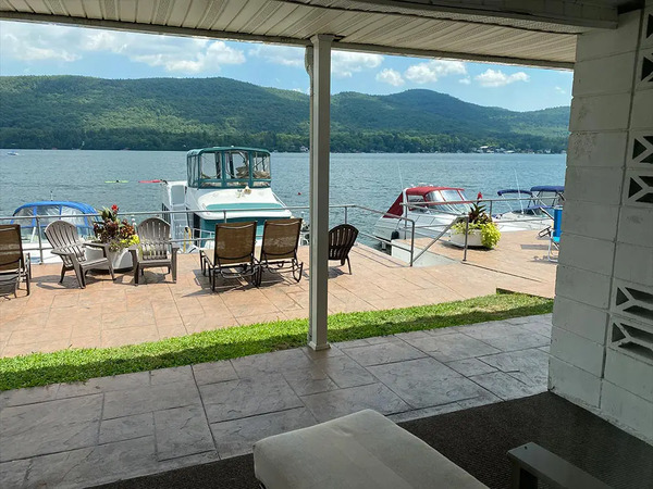 Georgian Lakeside Resort & Conference Center