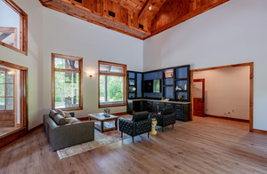 Lounge/ Meeting Room