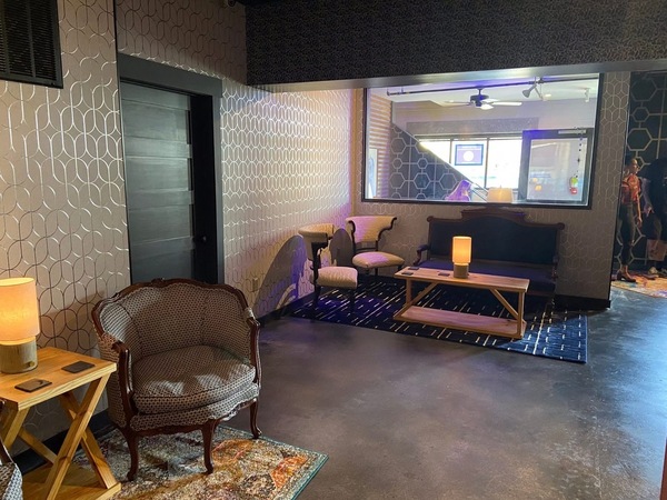 Banks Ave  - The Bottom