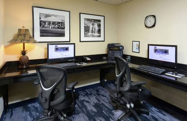 Hampton Inn & Suites Greenville