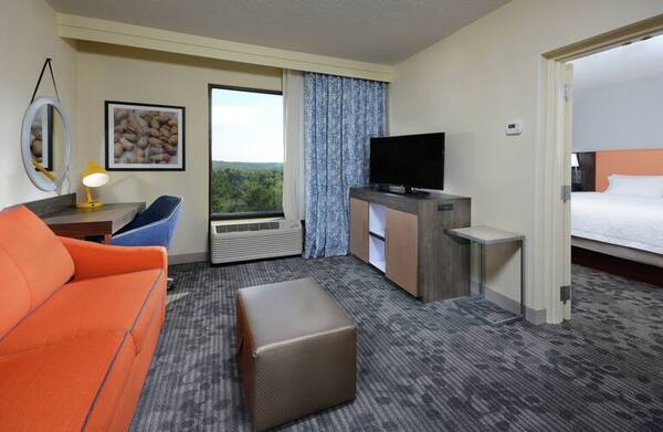 Hampton Inn & Suites Greenville