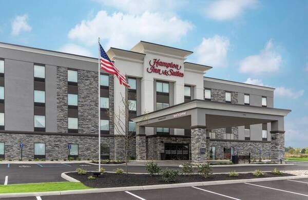 Hampton Inn & Suites