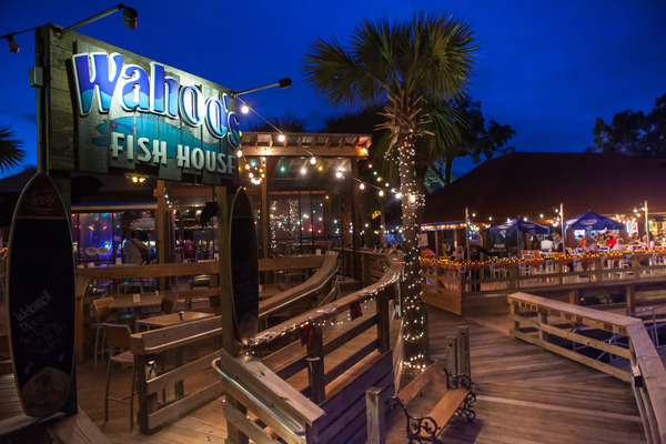 Wahoo's Fish House