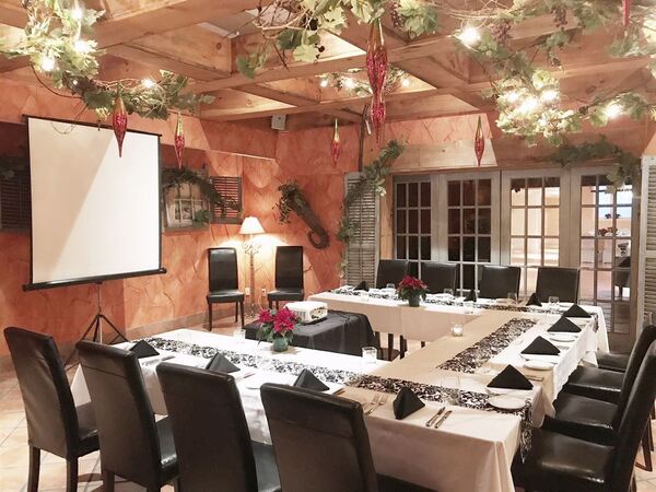 Capers Brasserie & Wine Bar