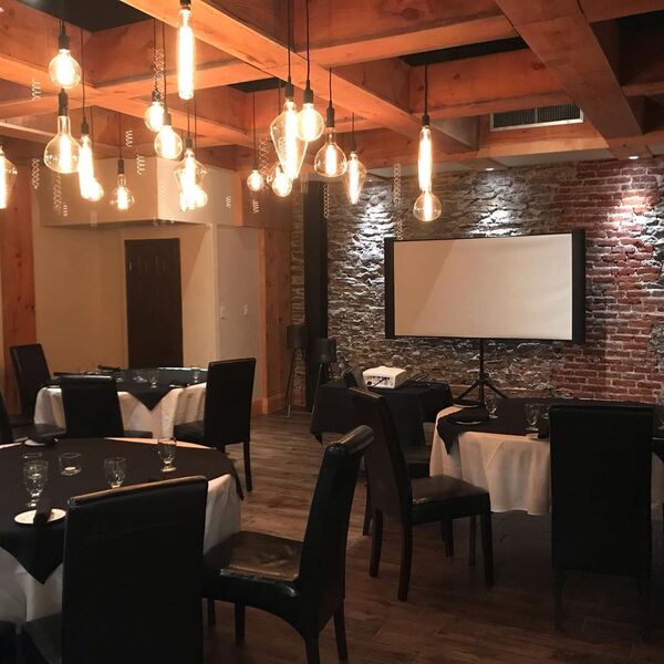 Capers Brasserie & Wine Bar