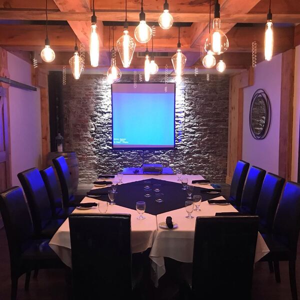 Capers Brasserie & Wine Bar