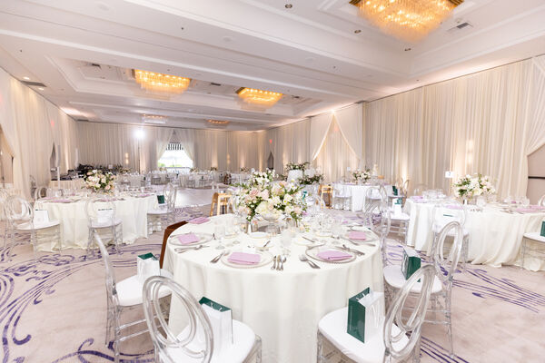 Avenue of the Arts Hotel