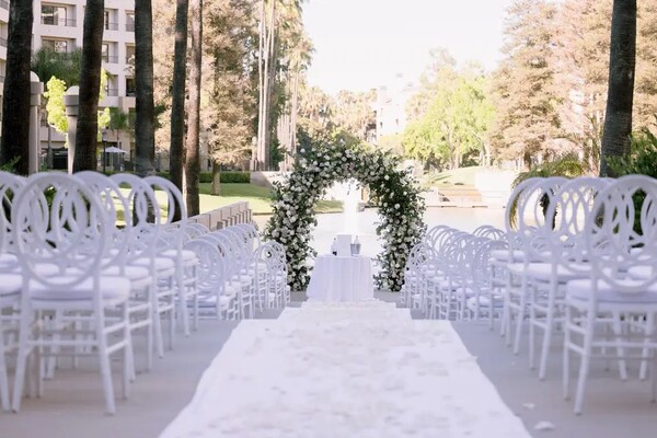 Avenue of the Arts Hotel