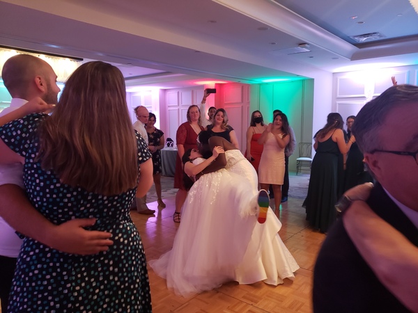 Imani Entertainment DJ, Karaoke, and Photobooth Service