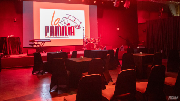 La Familia Soundstage