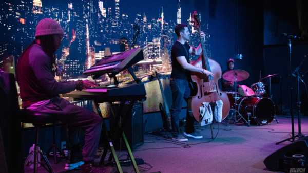 La Familia Soundstage