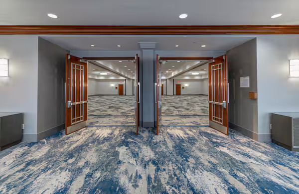 DoubleTree by Hilton New Bern - Riverfront