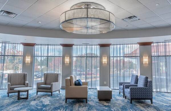 DoubleTree by Hilton New Bern - Riverfront