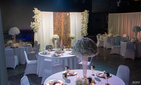 La Familia Soundstage