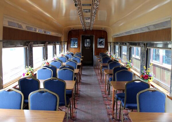 DeThomasi's Five Points Inn