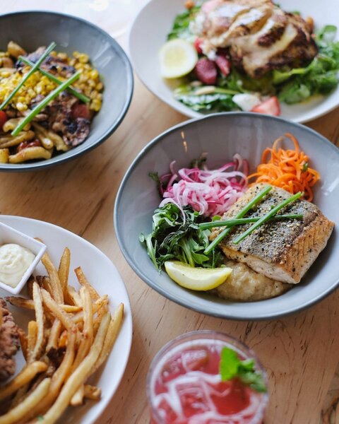 GIA Drink Eat Listen