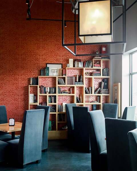 GIA Drink Eat Listen