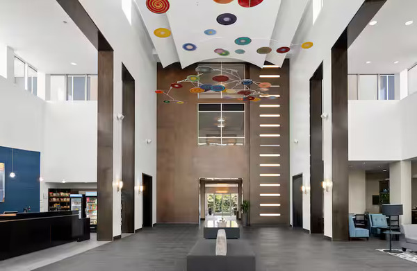 Embassy Suites Newark Airport