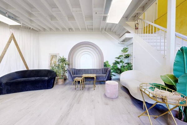 Linen & Love Studios