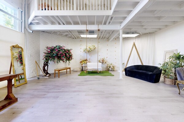 Linen & Love Studios