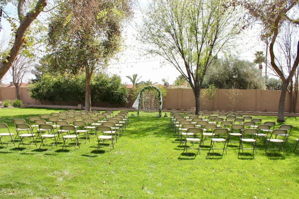 Peoria Pool House Resort