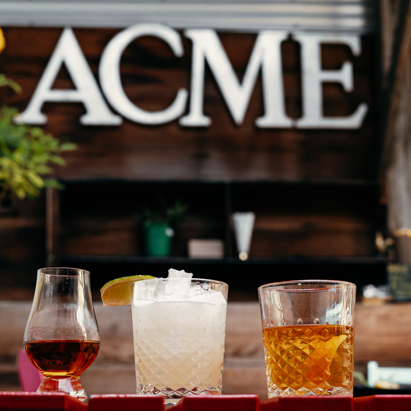 Acme Bar & Company