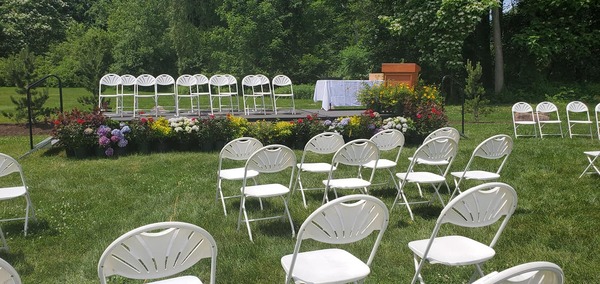 Summit View Banquet and Meeting House & Hamels Creative Catering