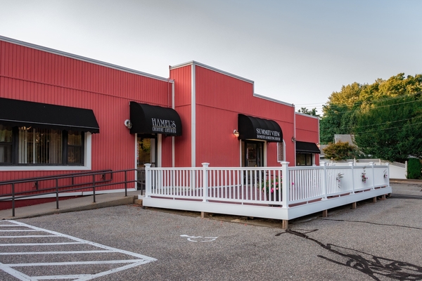 Summit View Banquet and Meeting House & Hamels Creative Catering