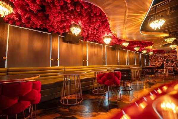 Black Diamond Restaurant and Lounge