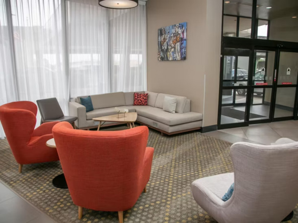 Holiday Inn New Orleans West Bank Tower