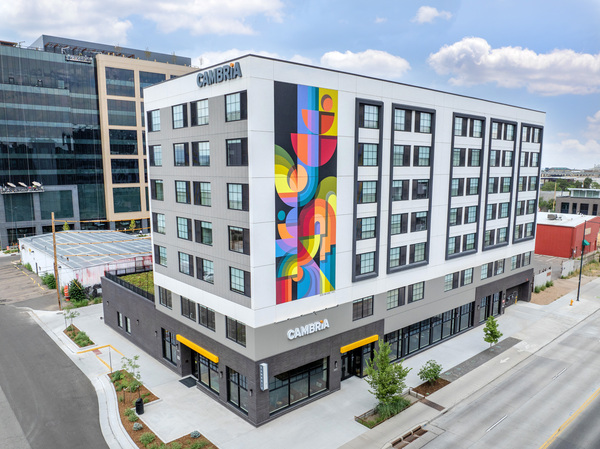 Cambria Hotel Denver RiNo