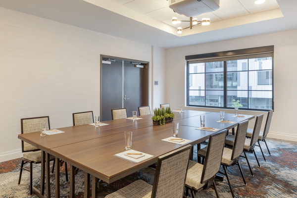 Cambria Hotel Denver RiNo