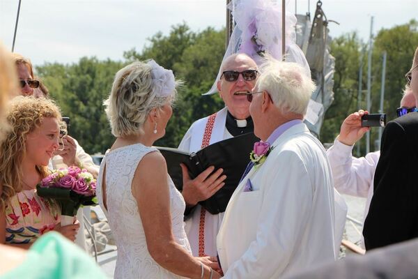Great Lakes Schooner Co.