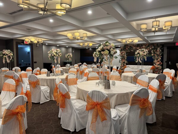 CHOP Steakhouse & Bar at Sandman Hotel Oakville