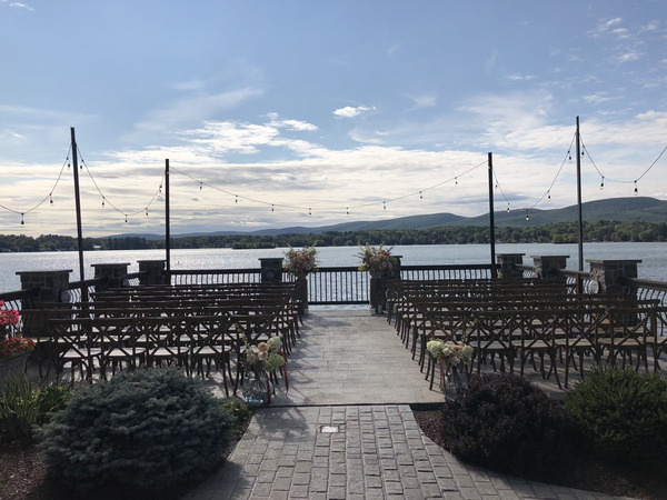 Lake House Guest Cottages of the Berkshires