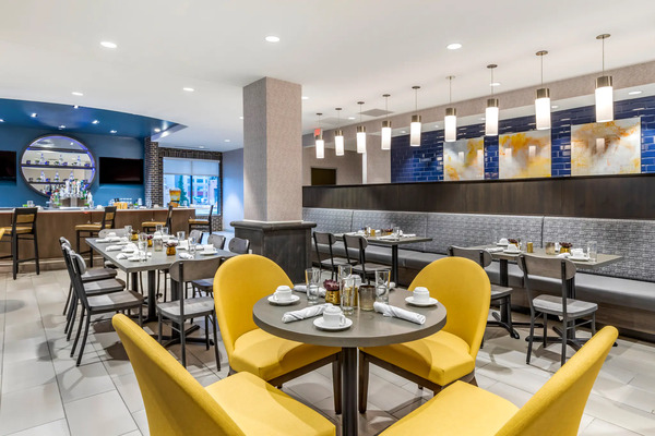 Cambria Hotel University Center