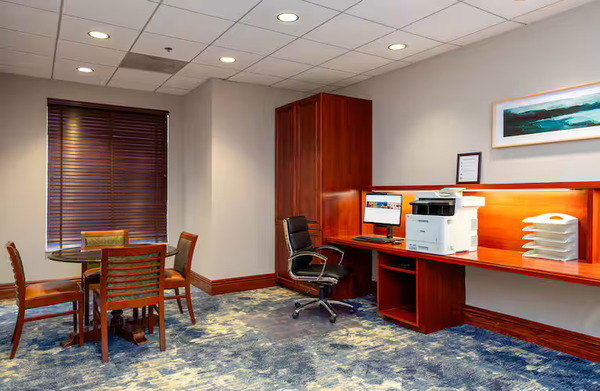 Hilton Garden Inn Milwaukee Northwest Conference Center