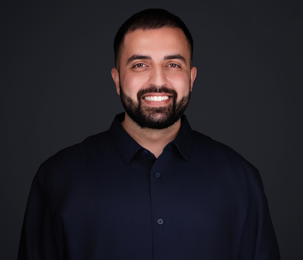 2mm Headshots and Event Photography, LLC