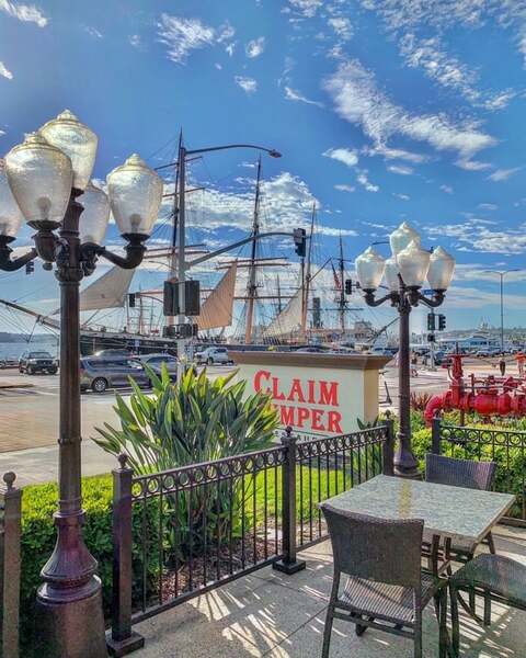 Claim Jumper - Buena Park