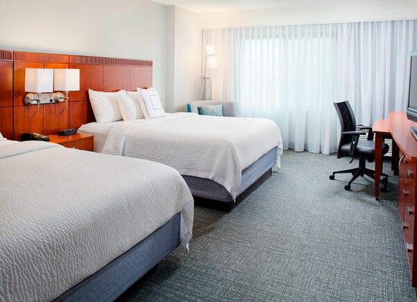 Courtyard Roanoke Airport