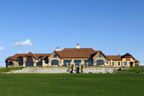 Blackstone Country Club