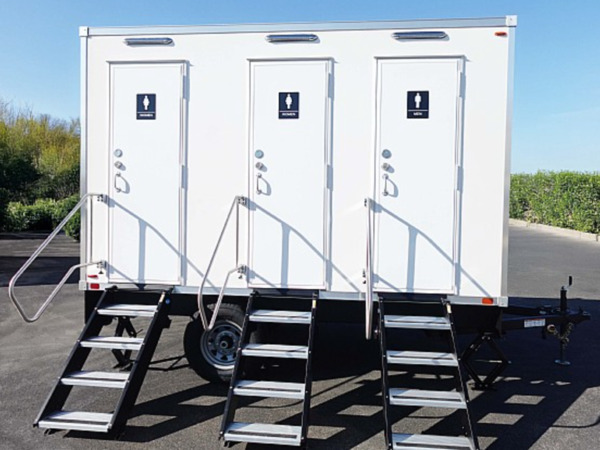 VIPee Luxury Portable Restrooms