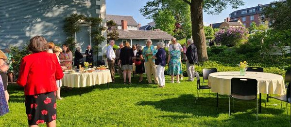 Moffatt-Ladd House & Garden