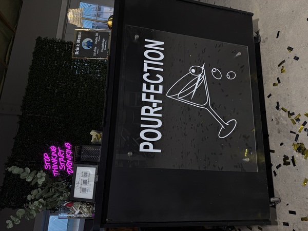 Pour-fection mobile bar services