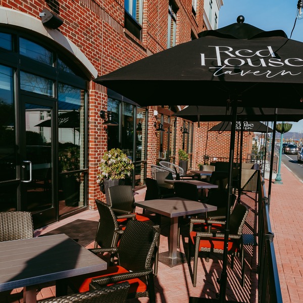 Red House Tavern Restaurant