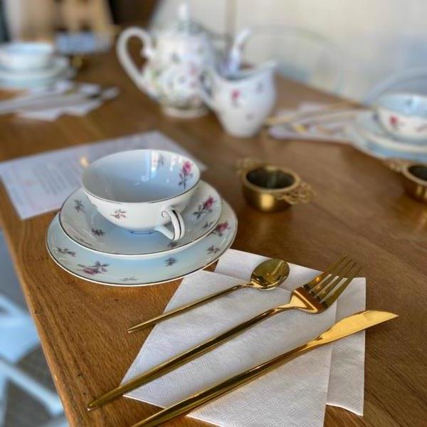 Rivery Coffee & Bagels