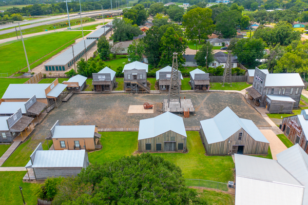Spindletop Gladys City Boomtown