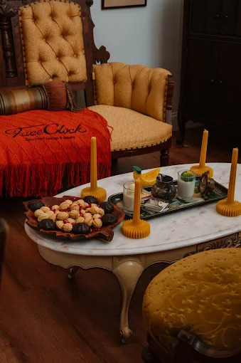 FaceClock Zero Proof Lounge & Gallery