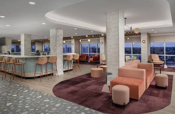 Home2 | Tru by Hilton Miami Airport Blue Lagoon